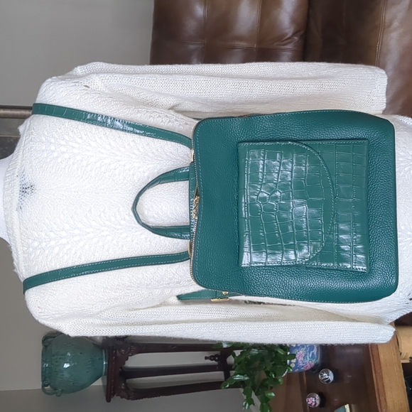 Divina Firenze Bags New Italian Leather Green Convertible Backpack